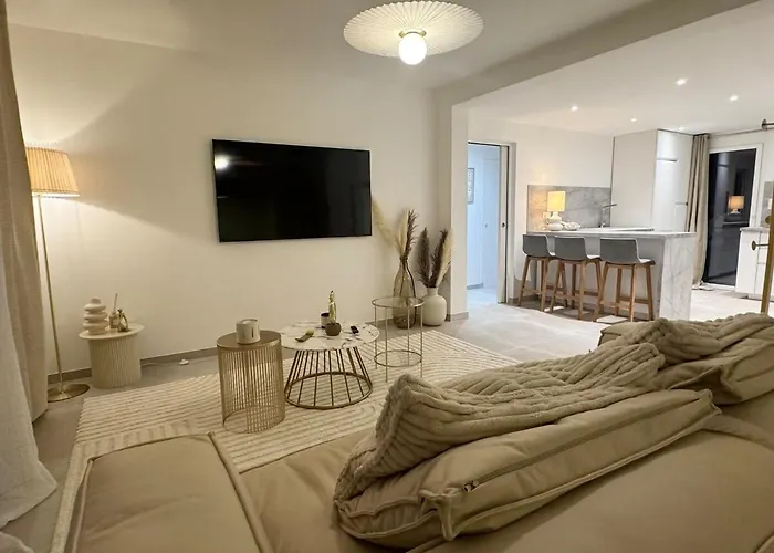 Vue Et A Pied Sainte-Maxime